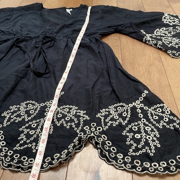 Seafolly swim beach coverup black elastic waist embroidery sleeves and trim sz M - Picture 11 of 13
